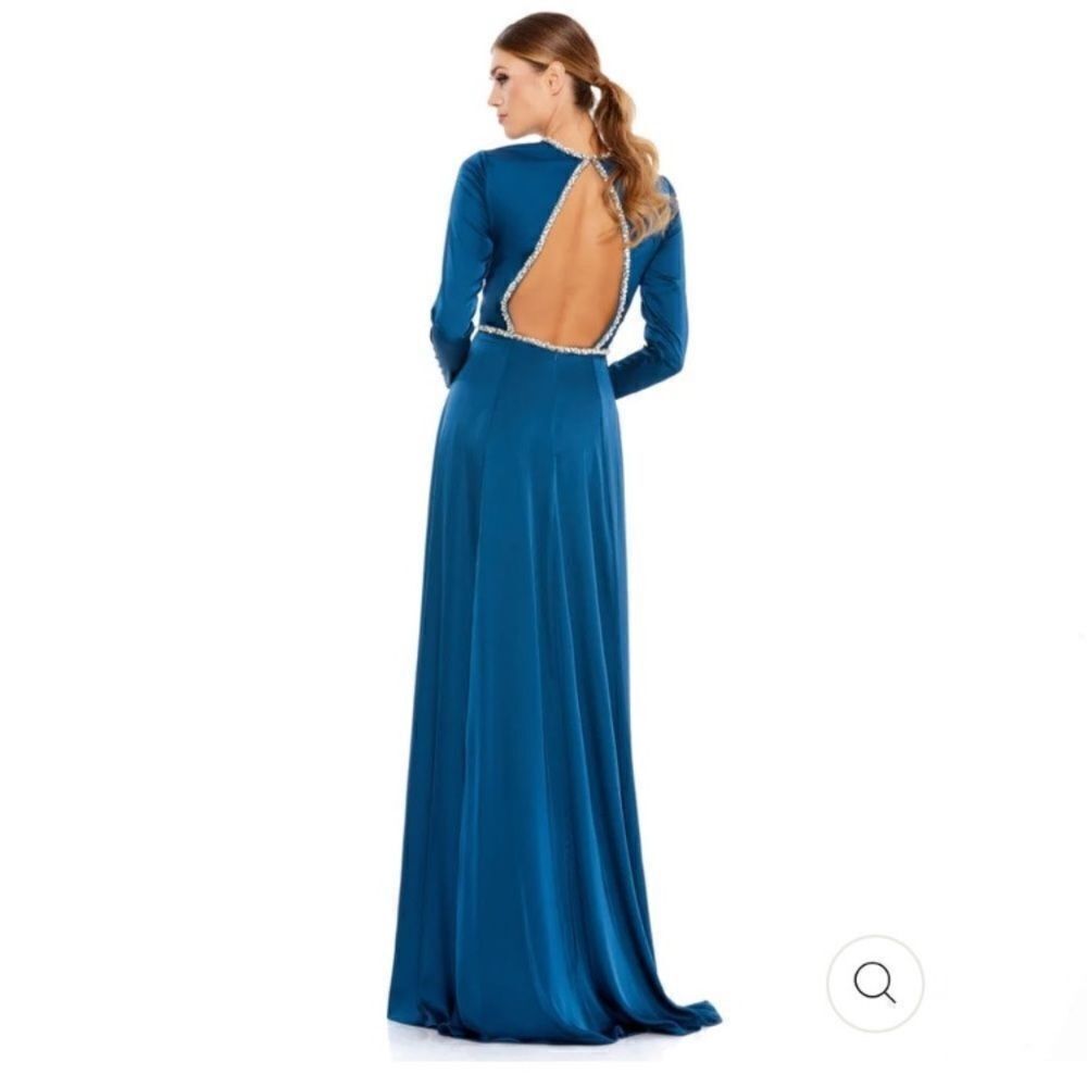 Mac Duggal Long sleeve Jewel Trimmed Sapphire gown Sz 10 NWT - Picture 4 of 11
